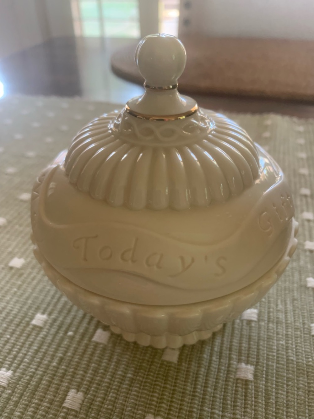 Beautiful Lenox Musical Sentiment/Trinket Box